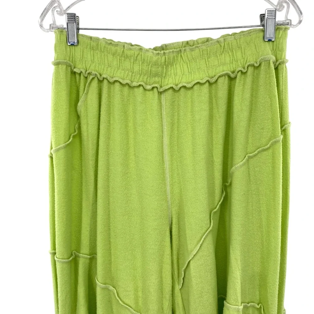 Out From Under Urban Outfitters Green Ballon Cinched Fuzzy Lounge Pants - Picture 2 of 9